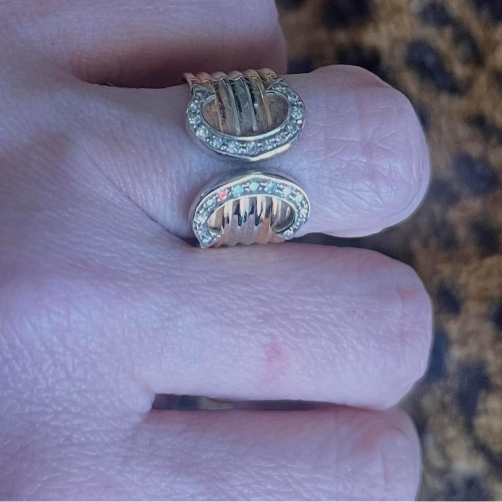 Cartier Gold Ring Exquisite Jewelry